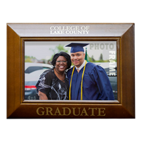 Graduate Frame: Wood